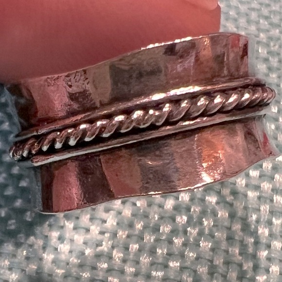 Silpada Superb ring .925 sterling quality stamp (retired) - Picture 5 of 5